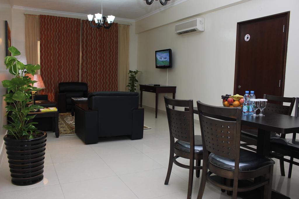 Reem Hotel Apartments Al Khuwayriyah Exterior photo