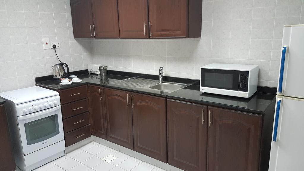Reem Hotel Apartments Al Khuwayriyah Exterior photo